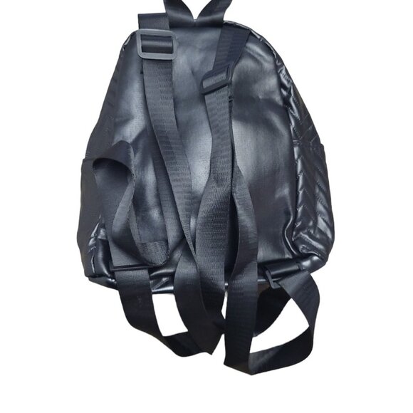 Fashion padded backpack for women, Black. Medium size. - Picture 5 of 8